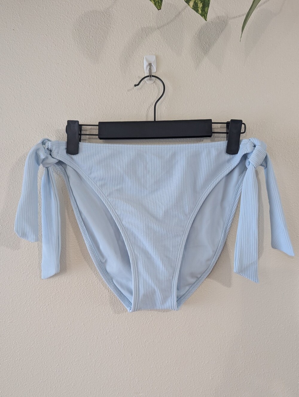 NWOT Bikini Bottoms With Ties